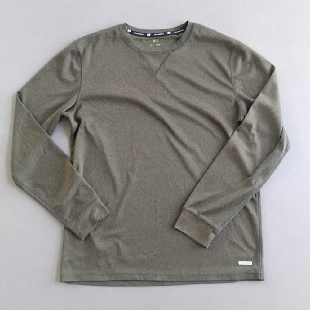 Tek Gear Long Sleeve Workout Performance Shirt Top
